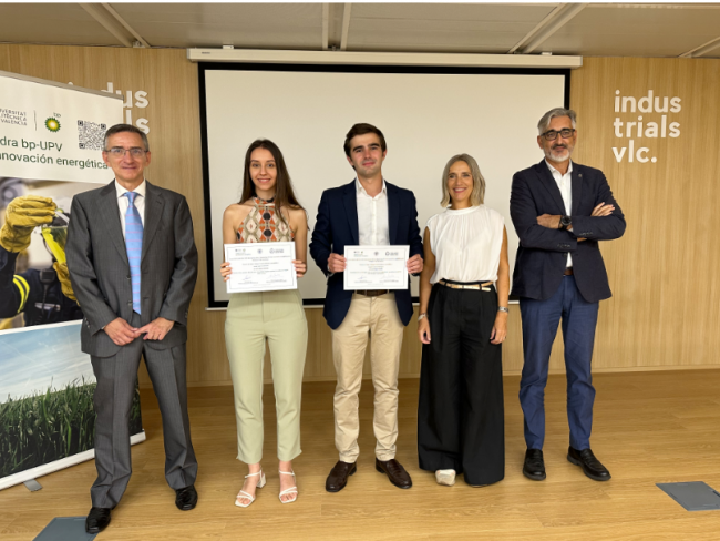 Laura Latorre (TFM student) Premio a Trabajo Final de Máster de la Cátedra BP-UPV de innovación energética.